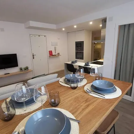 Dream - Renovated - Moraria Center Apartment *